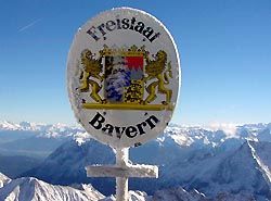 BayernLB-Hypo-Alpe-Adria-Kaufvertrag-Gew�hrleistungsanspr�che-unrichtig.unvollst�ndig- irref�hrend-Informationen