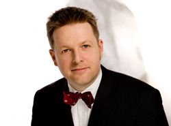 Gold-Edelmetall-Goldpreis-Anleger-Anlageziel-Wertschwankungen-Pleite-Griechenland-Insolvenz-Kursbildung-Eurozone-Turbulenzen-Krisenzeiten-Italien-Papiergeld-Direktinvestment-Investor-Zinserträge-Dividendenerträge-Zentralbanken-Goldkäufer-Pr
