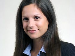Kapitalmärkte-Vertrauen-Euro-Anlageformen-Bausparvertrag-Prämienkürzung-Sicherheitsbedürfnis-Sparbuch-Sonja Buchinger-Finanzmarktexpertin-Investitionen-Sachwertanlagen-Lebensversicherung-GfK Austria-Krisenzeiten-Grundstücke-Immobi