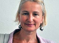 Finanzdienstleistungen -Verbraucherbildung-finanzielle AllgemeinbildungVerbraucherInnen-Anlegerskandale-Fehlinvestitionen-Finanzierungsprodukte-Gesch�digte-AnlegerInnen-Volkswirtschaft-Konsum-Fehlentscheidungen-Finanzierung-Verbindlichkeiten-Fremdw&a