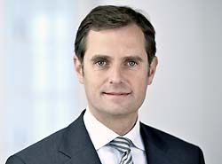Finanzkrise-T�uschung-Entt�uschung-Banken-Finanzberater-Anlagevermittler-todsichere  Anlagen-Sparer-Anleger-Sparbuch-Rendite-Provisionen-Finanzbranche-Anlagenmodelle-Klagen-Berater-Gerichtsprozesse-Schadensersatz-Beratungsfehler-Kapital-Anw&auml