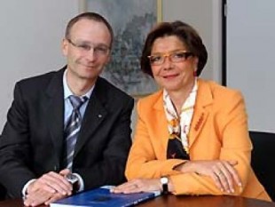 Sparen-Sparer-anlegen-Anleger-Zinsen-Verzinsung-Zinssatz-Salzburger Sparkasse Bank AG-Fixzinsen-Salzburg-gebundene Spareinlage-Festgeld-Termineinlage-fixe Zinsen-Banken-Kreditinstitute-Geldhäuser-Geldanlage-Vergleich-Amsterdam Trade BankATB-Autobank-