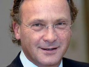 Rechtsanwaltskammer-Österreichischer Rechtsanwaltskammertag-ÖRAK-Rupert Wolff-Salzburger-Gerhard Benn-Ibler-Anwaltstag-Eisenstadt-Rechtsanwälte-Rechtsanwaltsanwärter-Marcella Prunbauer-Glaser-Josef Weixelbaum-Vizepräsidenten-Armen