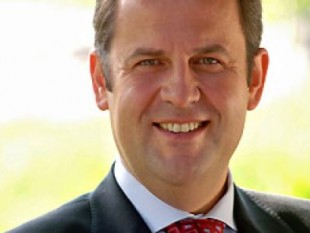 Vizekanzler-Finanzminister-Josef Pröll-Kreditsteuer-Kreditverträge-Bankensteuer-Bundeskanzler-Werner Faymann-Wirtschaftskammer-Präsident-Christoph Leitl-Heinz-Christian Strache-Josef Bucher-BZÖ-FPÖ