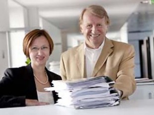 Kontowechsel-Banken-Wechsel-Kontoverbindungen-Kreditinstitute-Zinsen-Girokonto-Kontoverbindung-Arbeiterkammer-AK-Test-BAWAG-Bank Austria-Raiffeisen Wien-NÖ-Erste Bank-Volksbank-Hypo NÖ/Wien-easybank-Verzinsung-Zinsänderungen-Beratung-Konsum