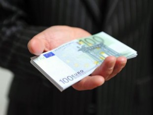 Kredi-Finanzierung-Baufinanzierung-Tiroler Wohlfühl-Kredit-Bauwillige -Bauherren-Volksbank Tirol Innsbruck-Schwaz AG, Tiroler Versicherung und Physiotherm-Mindestkreditsumme-Auszahlungsbetrag-Eigenheimversicherung-Haushaltsversicherung-Tiroler Versic