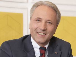 Energieanbieterwechsel-Liberalisierung-Anbieterwechsel-Stromanbieter-Kunden-Strommarkt-Lieferanten-Haushalte-Unternehmen-Strom-Gas-Stromanbieter--Gasanbieter-Rekord-Wettbewerb-VERBUND-Strompreise-Großhandelspreise-Konsumenten-Paukenschlag-Werbekampa