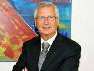 Österreichische Volksbanken-AG-ÖVAG-IMMO Bank-Erich Hackl-Wohnung-Hauskauf-Finanzierung-Kredite-Wohnhausanlage