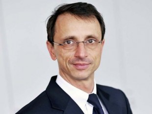 Sparen-Sparer-Sparbuch-Festgeld-gebundene Spareinlage-Spareinlage-Einlage-Termingeld-Zinsen-Zinssatz-Verzinsung-fixe Zinsen-Fixzinsen-Hypo Alpe-Adria-Bank AG-Laufzeit- Schalttag-Kapitalertragsteuer-KESt-Einzahlungen-Konditionen-Vorstandsdirektor-Peter Laz