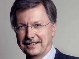 Gold-Goldpreis-Goldkäufer-goldene Regeln-US-Verschuldung-Preisrekorde-Edelmetall-Gold-Goldinvestments-Währungssystem-Zusammenbruch-Goldanteil-Realwerte-Goldaktien-Wertpapiere-Goldbarren-goldeswert-Krisenangst-Euro-Angst-Krise-US-Dollar-Zinsen-Co