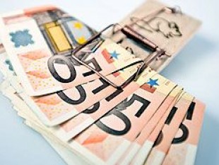 Kontoüberziehungen-Geld-Bankkunden-Schulden-Kreditfinanzierung-Deutschland-Konsumentenschützer-Vertrag-Überziehungsrahmen-Kreditinstitut-Bank-Konto-Überziehungszinsen-Verzugszinsen-Kreditnehmer-Überschuldung-Kreditangebote-Konditi