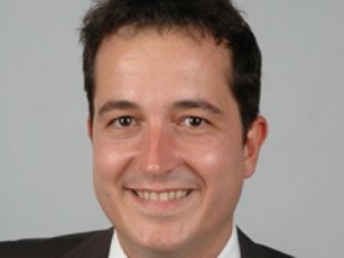 Gold-Goldpreis-Minengesellschaften-Profite-Kurs-Gewinn-Verhältnis-KGV-Explorationstitel-Gold-Hausse-Anleger-Sachwerte-Neufunde-Rekordgewinne-Förderkosten-Kurse-Aktien-Edelmetall-Analyst-Barry Cooper-CIBC Capital-Gold-Förderer-HSBC Global Mi