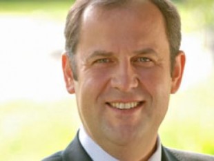 Bankensteuer-Mehrwertsteuer-Mineralölsteuer-Finanzminister-Josef Pröll-Werner Faymann-Bundeskanzler-Landeshauptmann-Stellvertreter-Josef-Ackerl-SP-Oberösterreich-Banken-Kreditinstitute-Finanzkrise-Wirtschaftskrise