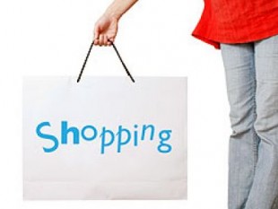 Weihnachten-Einkäufe-Geschenke-Heiliger Abend-Arbeiterkammer-Salzburg-Angela Riegler-Kassenzettel-Rechnung-Quittung-Umtausch-Gutscheine-Online-Einkäufe-Spenden-Gütesiegel Finanzportal Biallo.at