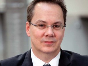 Frankreich-Stephan Rossmanith-Chefökonom-BAWAG P.S.K.-Budgetdefizit-Italien-Spanien-Regierung-Neuverschuldung-Ausgabenkürzungen-Steuererhöhungen-Reichensteuer-EU-Kommission-Eurozone-Arbeitskosten-Lohnstückkosten-Österreich-Europ&a