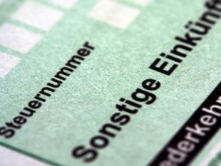 Steuer-Steuerehrlichkeit-Steuersünder-Steuerzahler-Selbstanzeige-Steuerhinterziehung-Steuervermeidung-Deutschland-Österreich-Bankgeheimnis-Steuererklärung-Auslandsvermögen-Wolfgang Schweißgut-Bankhaus Jungholz-Banken-Anleger Fina