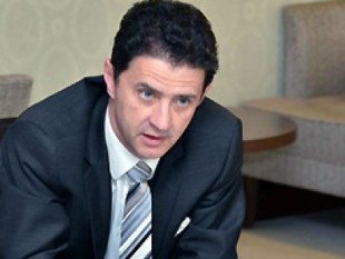 Gold-Goldverkauf-Partner Bank-Kundendepots-Investmenthaus-Slowakei-Goldgeschäft-Einmal-Einlagen-Ansparformen-Kunden-Barren-Bernhard Woldan-Ballungsräume-Bratislava-Nitra-Kosice-Mittelschicht-Anleger-freie Berufe-Ärzte-